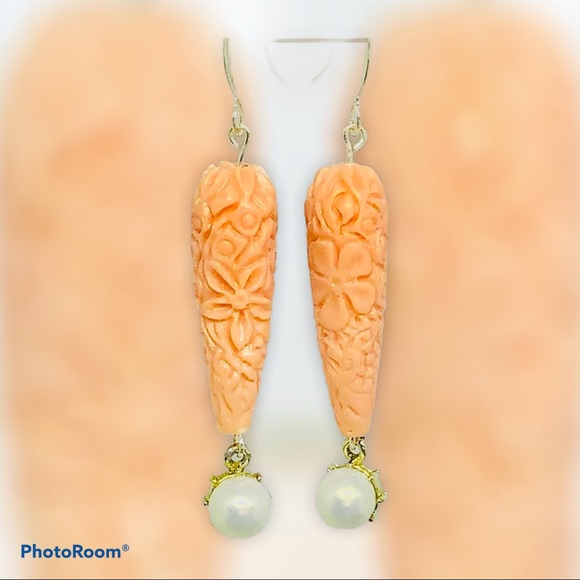 BOUTIQUE Carved Light Coral Teardrop, Vintage Pearl Bead Dangle Earrings, Dainty - Picture 2 of 5